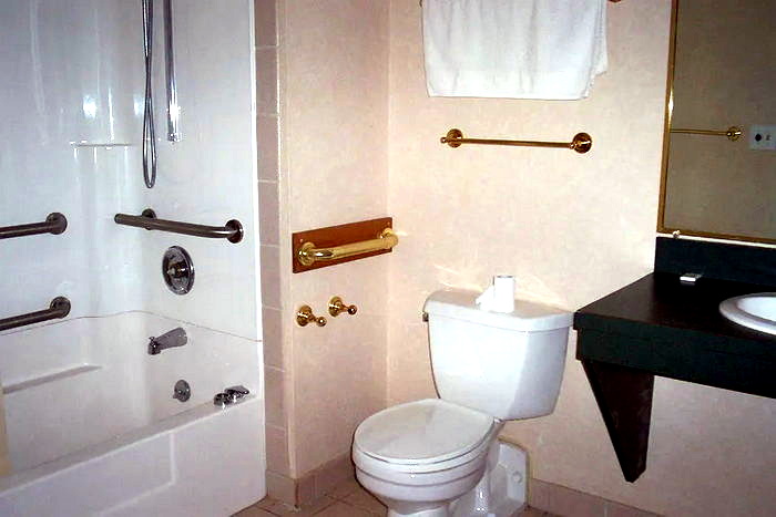 Bayside Hotel (Bayside Inn, The Surf) - Real Estate Listing Photo (newer photo)